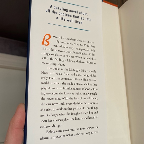 The Midnight Library - Picture 4 of 4
